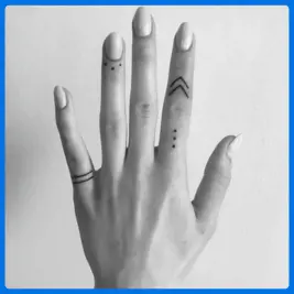tattoo in index finger